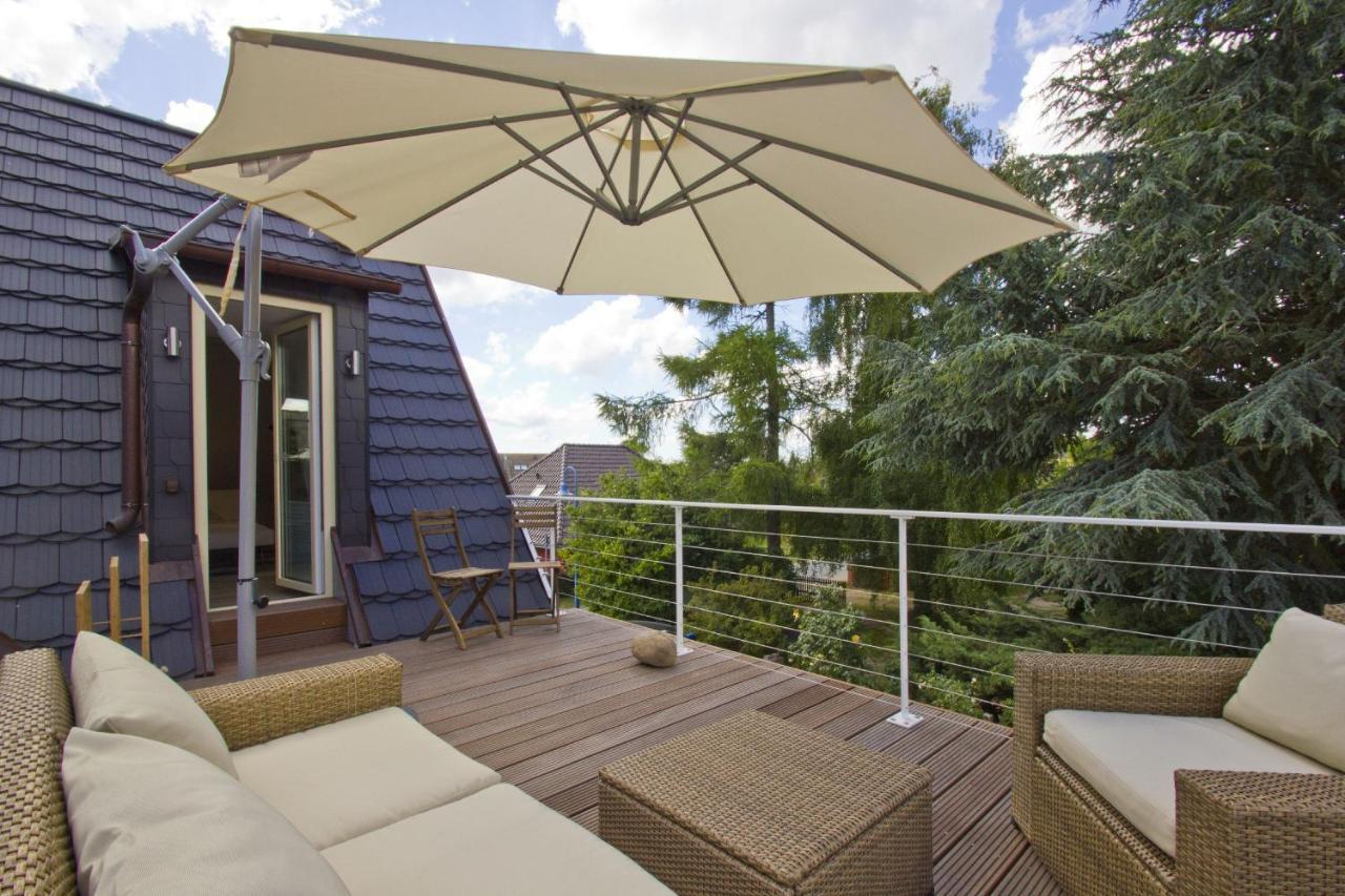 Ferienhaus Auszeit Fewo 03 - Dachterrasse, Ruhige Lage Middelhagen Bagian luar foto